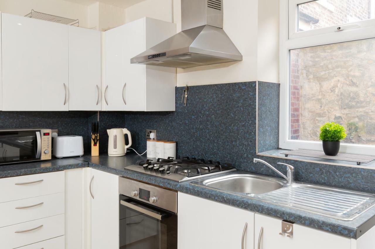 3 Bedroom Apartment Newcastle City Centre Ngoại thất bức ảnh
