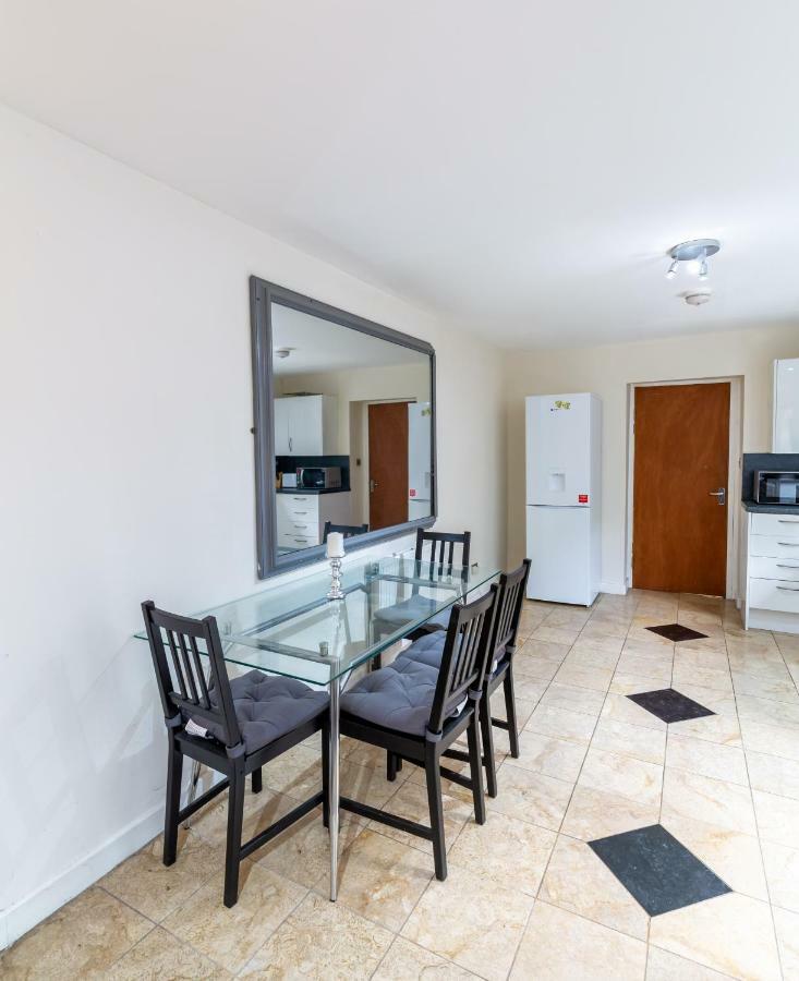 3 Bedroom Apartment Newcastle City Centre Ngoại thất bức ảnh